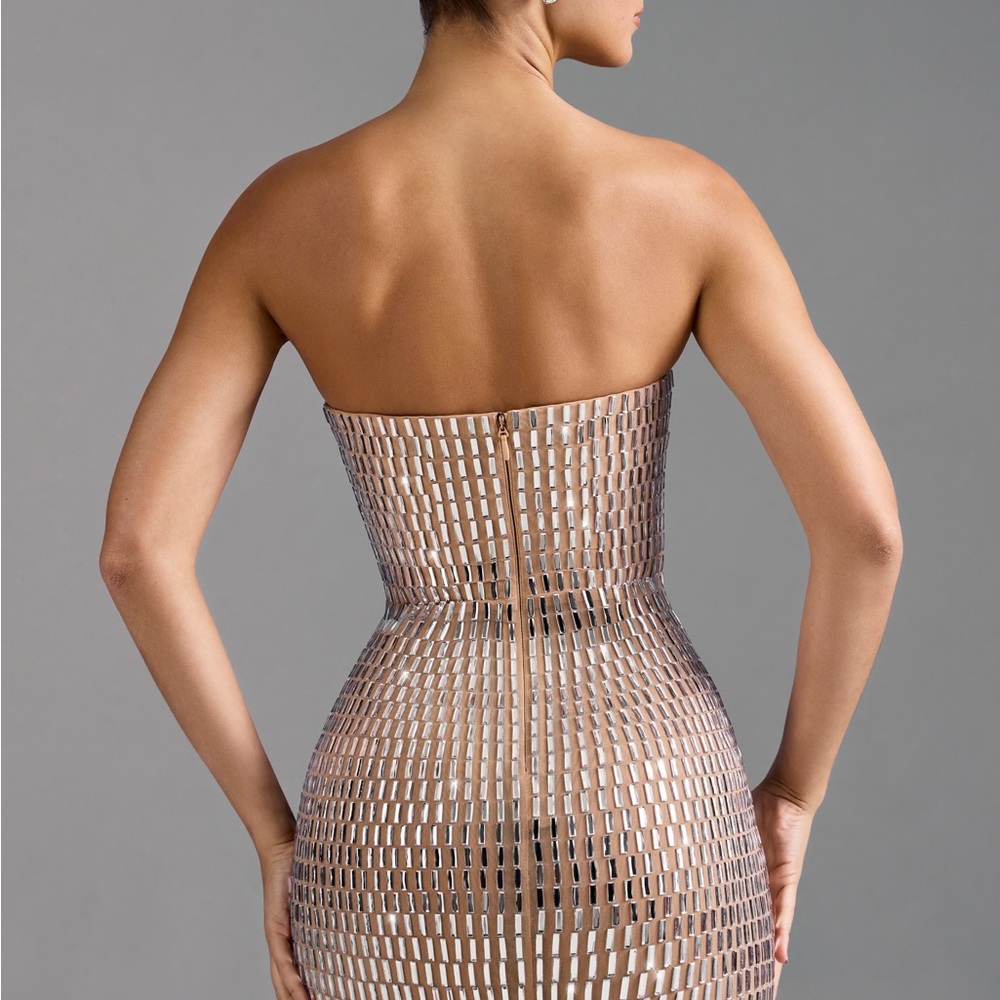 Oh Polly Aurora Dress - Picture 2 of 9